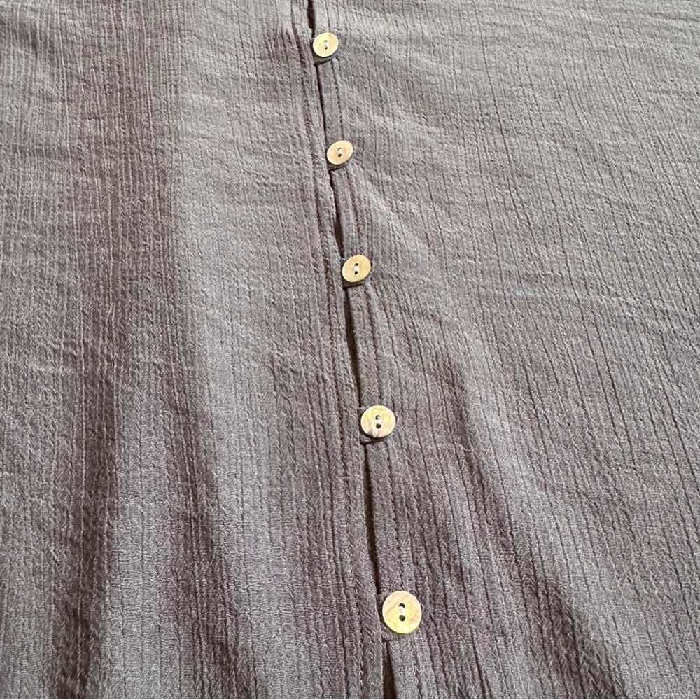 NWT LulaRoe Shannah V-neck button blouse 3XL - Picture 7 of 11